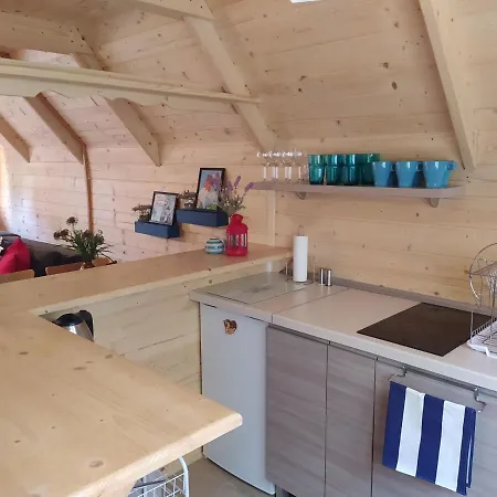 Alojamento de Turismo Selvagem Letniskowy Sasino